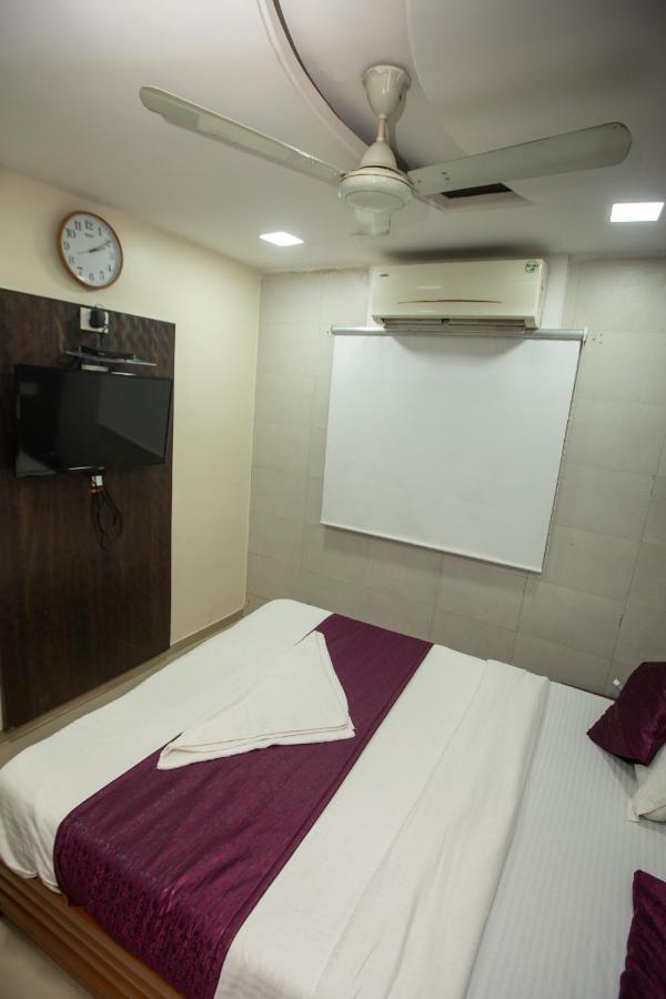 Hotel J D Residency Mumbai Exterior photo