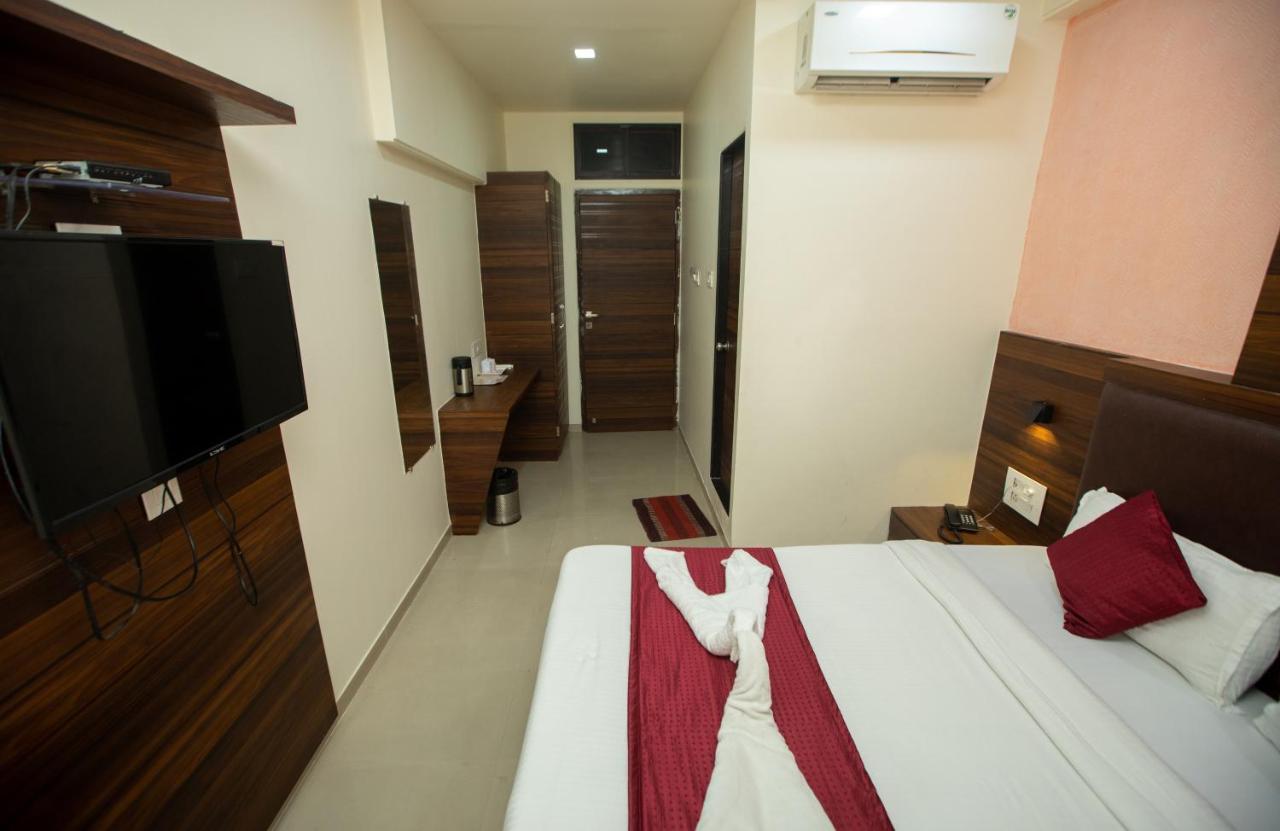 Hotel J D Residency Mumbai Exterior photo