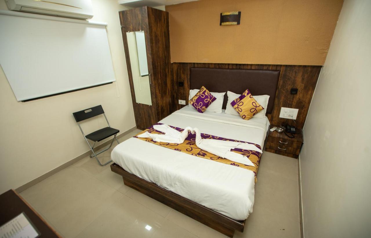 Hotel J D Residency Mumbai Exterior photo