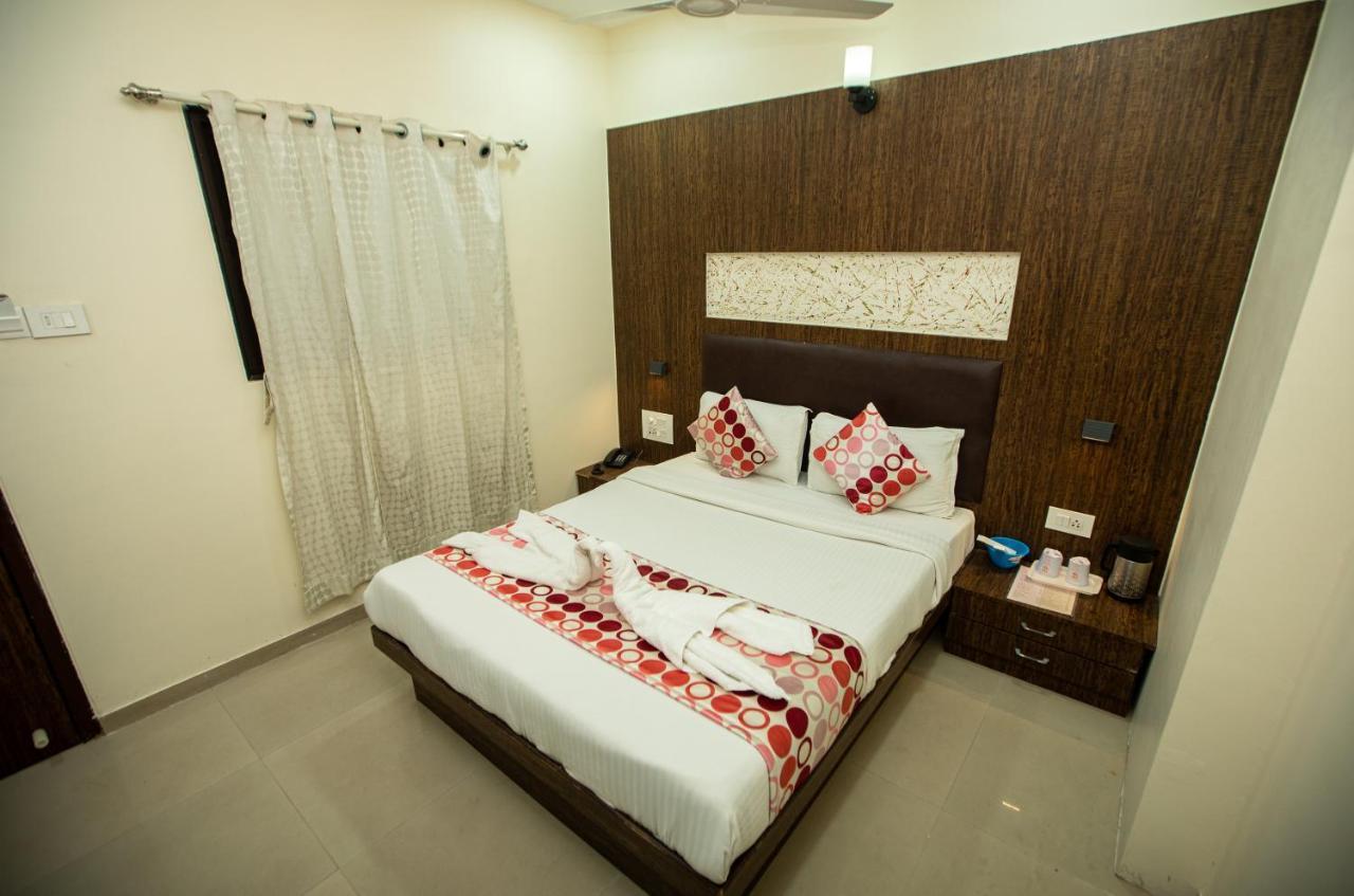 Hotel J D Residency Mumbai Exterior photo