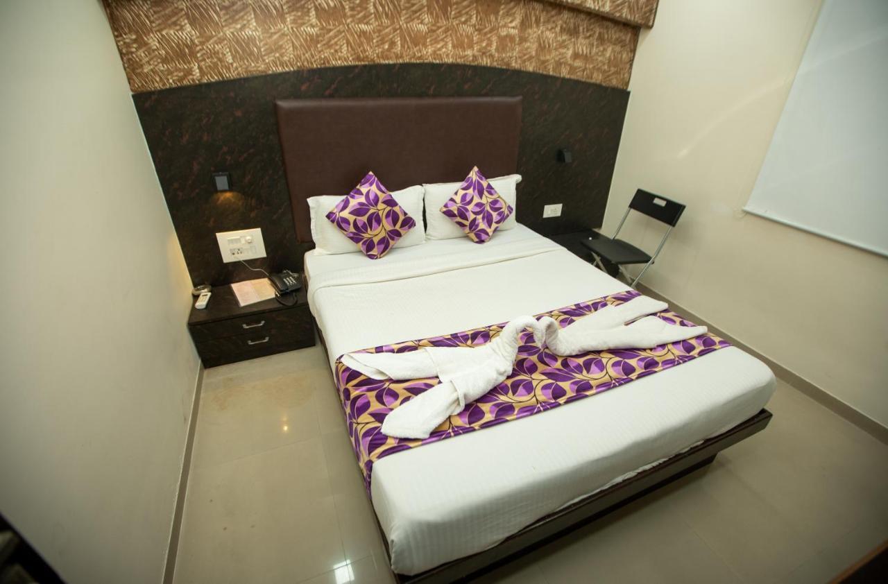 Hotel J D Residency Mumbai Exterior photo