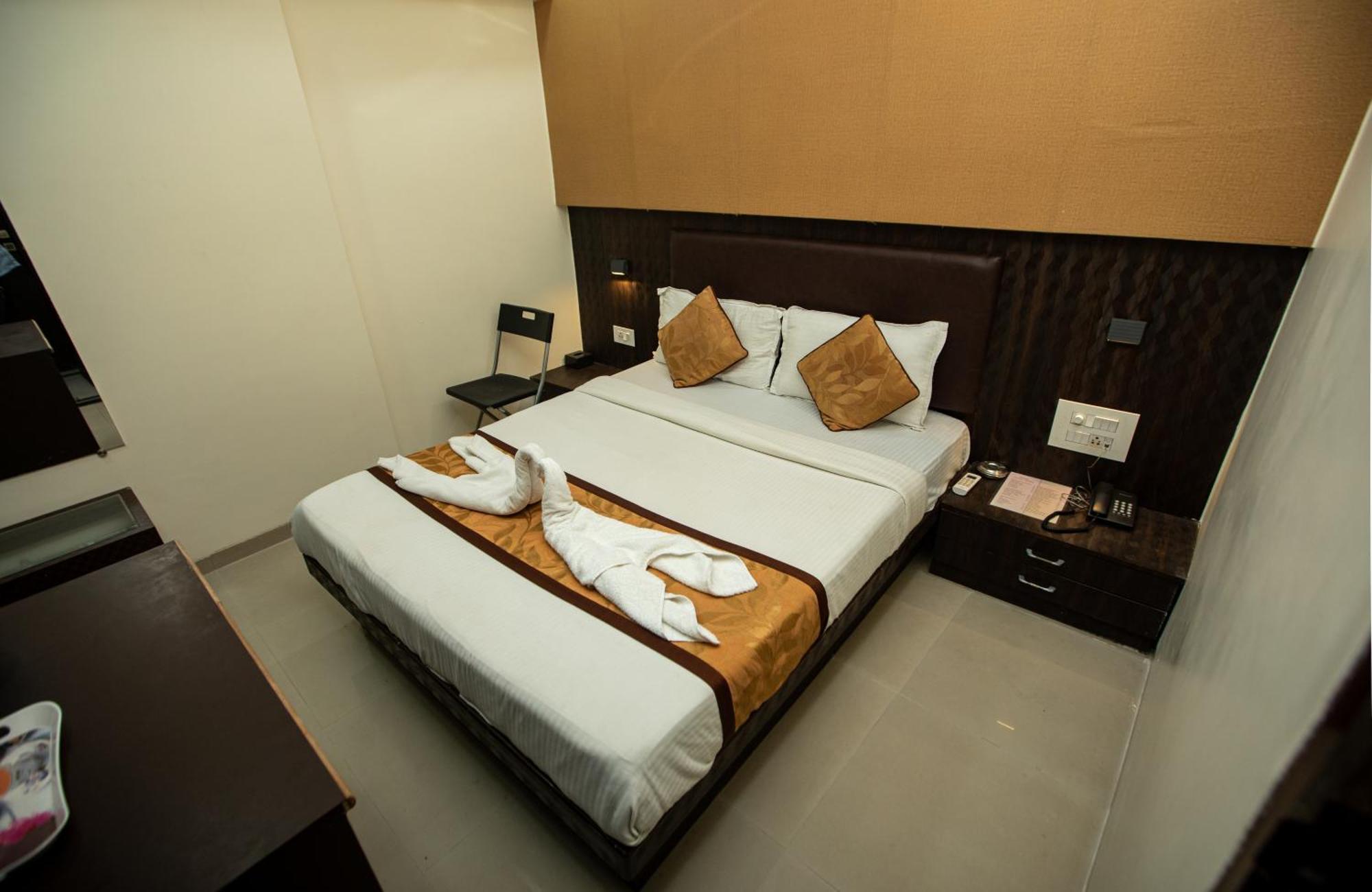 Hotel J D Residency Mumbai Exterior photo