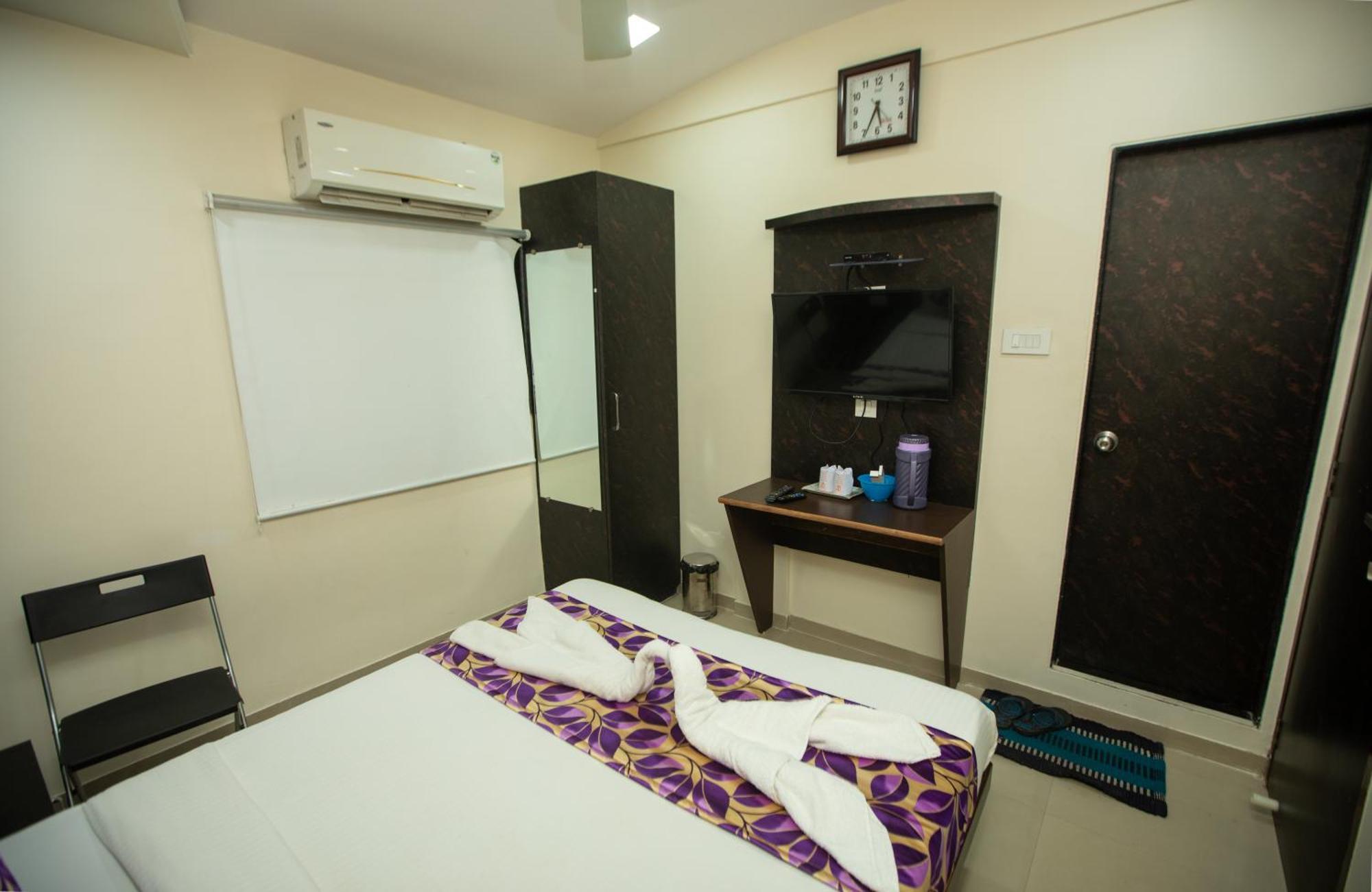 Hotel J D Residency Mumbai Exterior photo