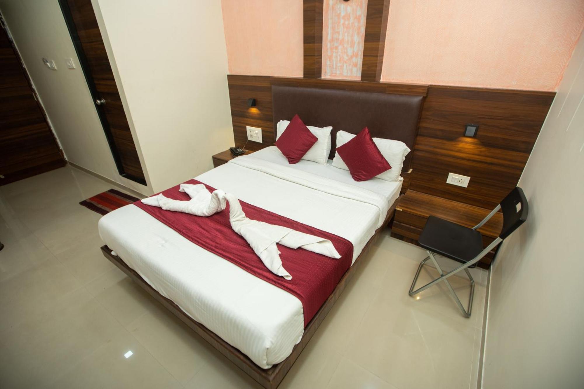 Hotel J D Residency Mumbai Exterior photo