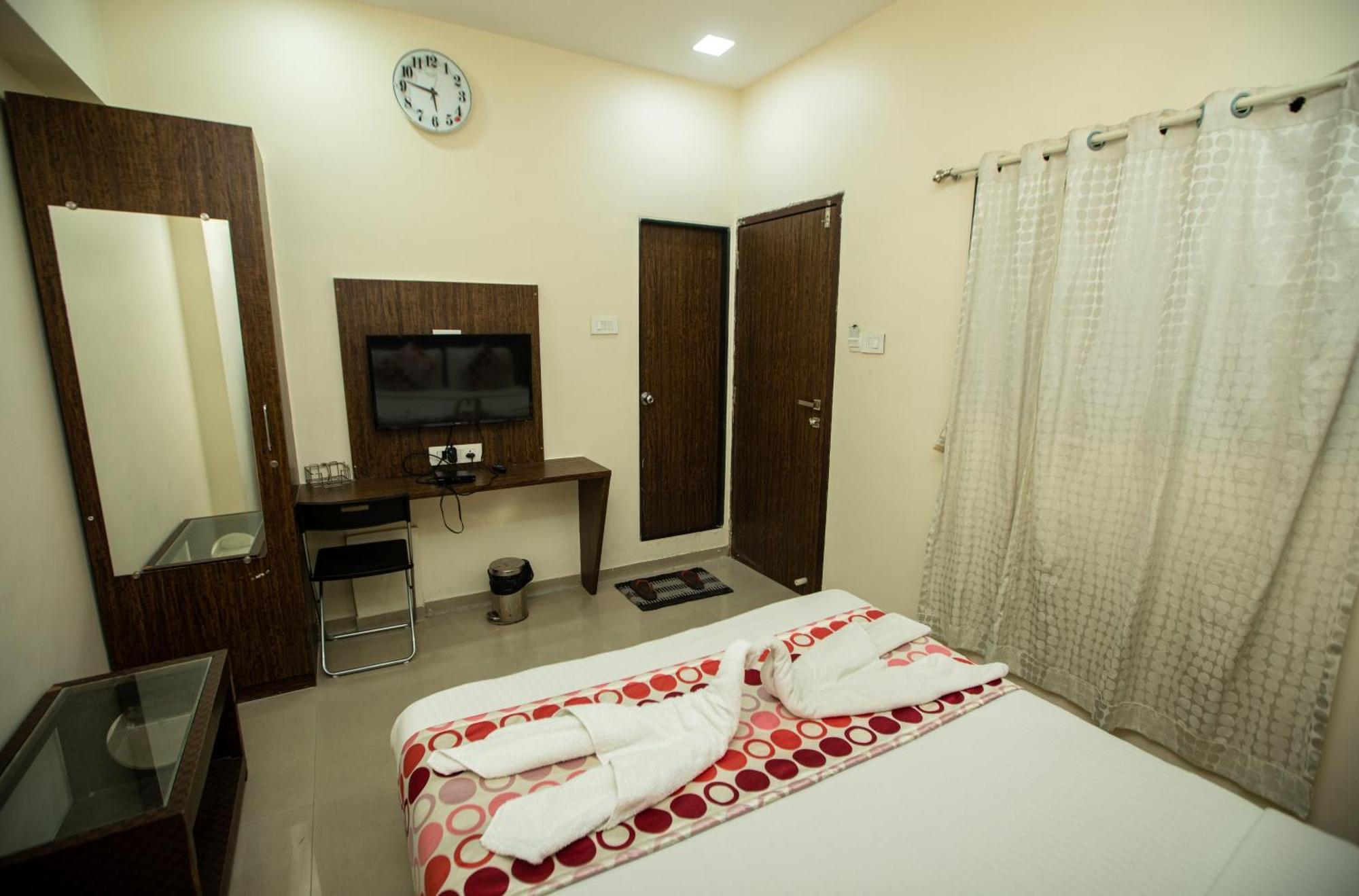 Hotel J D Residency Mumbai Exterior photo