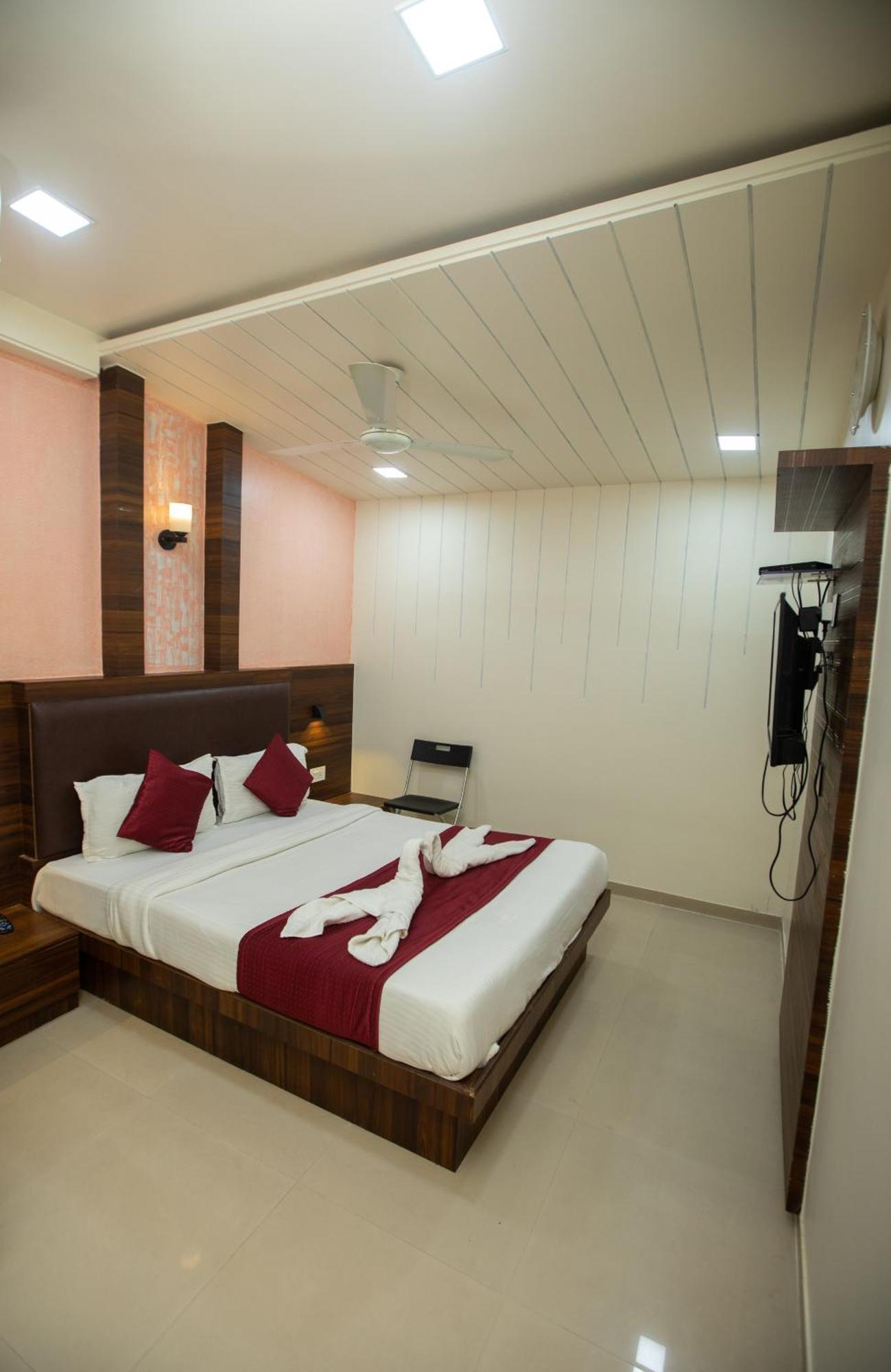 Hotel J D Residency Mumbai Exterior photo