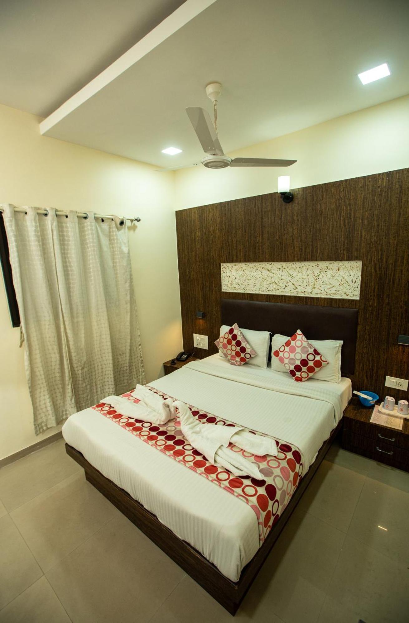 Hotel J D Residency Mumbai Exterior photo